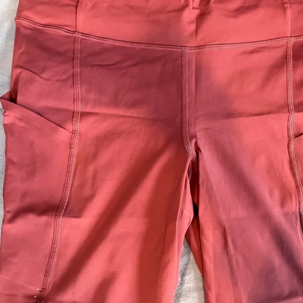 Lululemon Dusty Rose Workout Capri Legging Size 10 - Picture 3 of 11